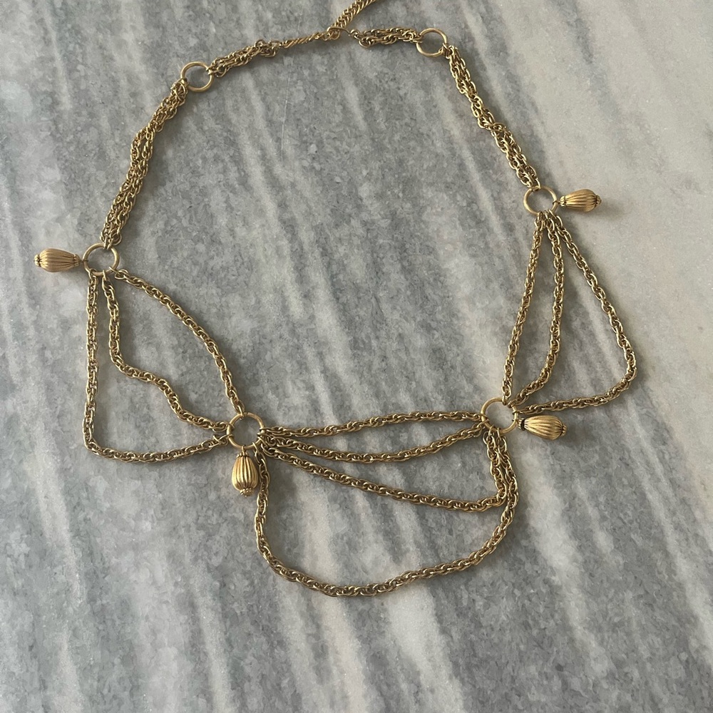 COPY - Best 1960s gold toned chain belt mod substantial perfect for holidays